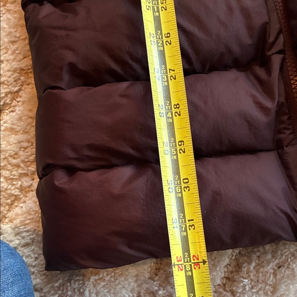 Arc'teryx Women's Puffer Coat - Dark Maroon /Brown - Picture 7 of 8